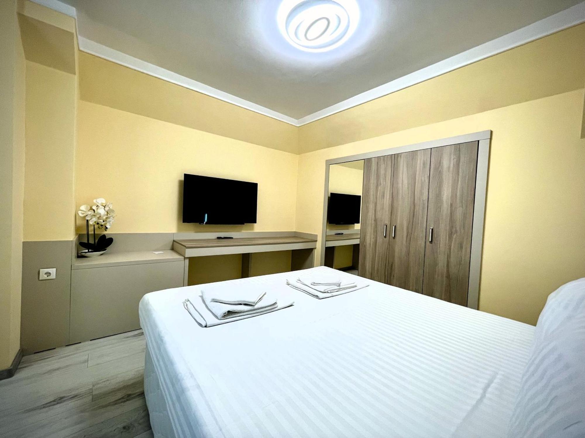 Sea View Apartment Free Parking Primorsko Esterno foto